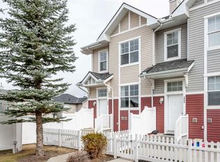 3050 W New Brighton Gdns SE, Calgary, AB T2Z0A5