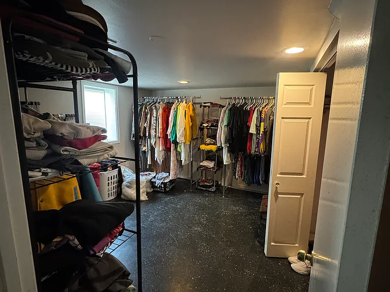 1819 E 46th St #1819 — Photo 10