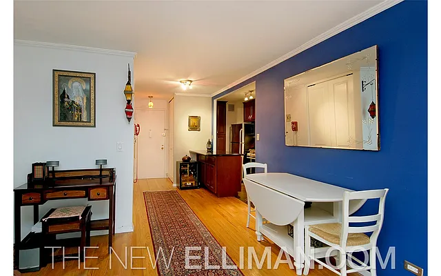 Sold by Douglas Elliman | media 6