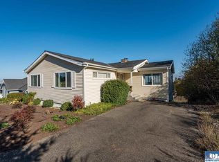 1713 W 8th St, Port Angeles, WA 98363