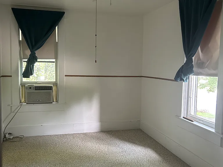 417 W Ferry St — Photo 18