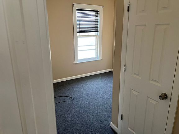 5th image of 13 Crawford St #3