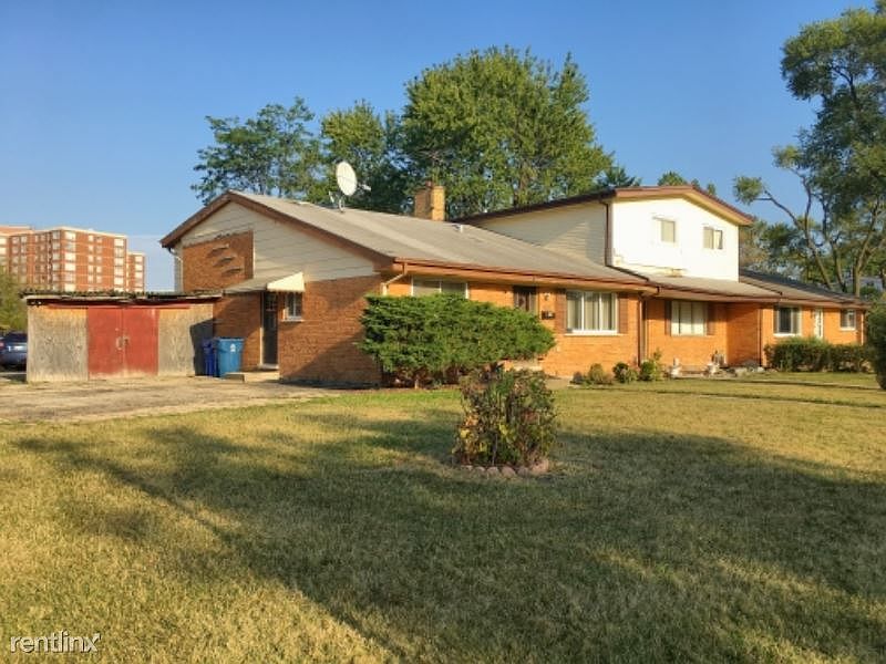 1st image of 9525 Park Ln