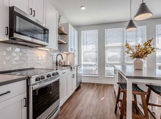 1350 W 5th Ave #212, Columbus, OH 43212