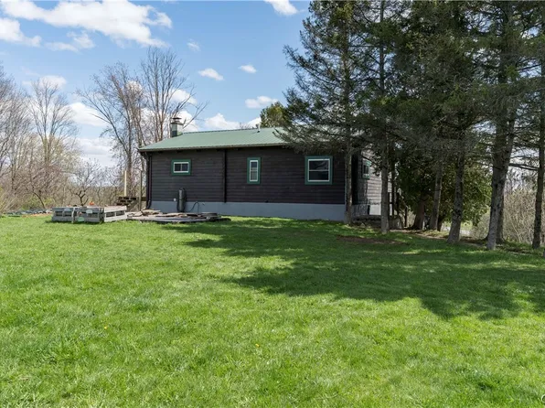 31139 State Route 26, Philadelphia, NY 13673