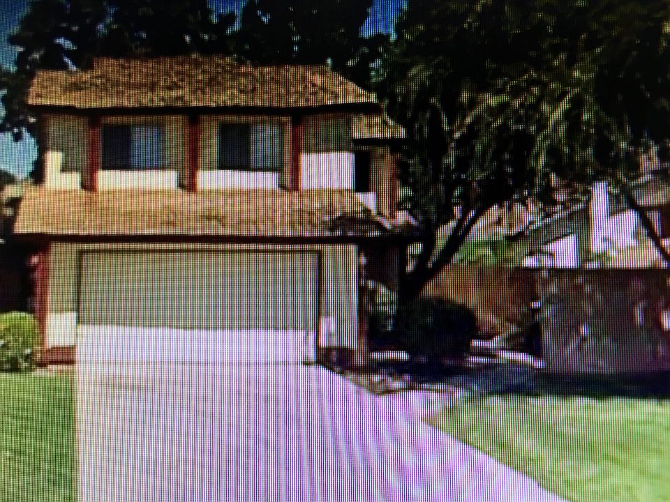 1st image of 1028 E Ferguson Ave