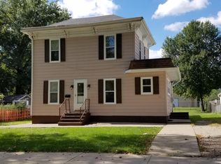 511 S 4th St, Marshalltown, IA 50158