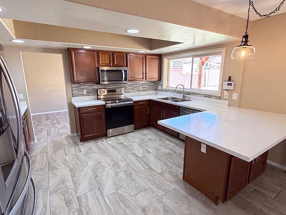 2nd image of 15652 W CALAVAR Road