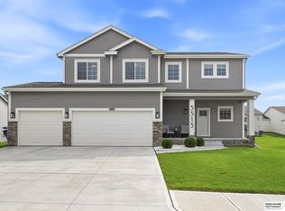 5515 N 182nd St, Elkhorn, NE 68022