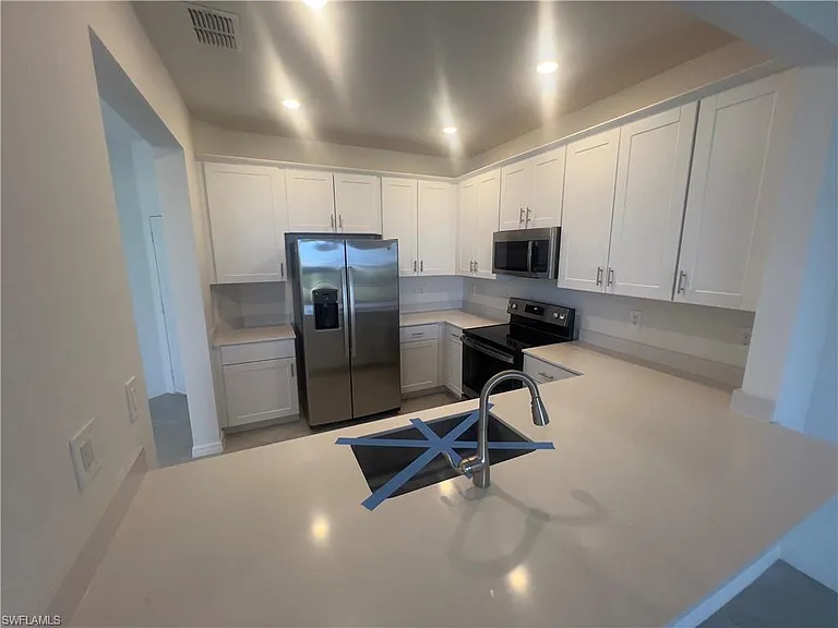 2833 Citrus St — Photo 6
