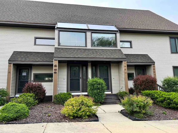 1444 Treetop Dr, Okemos, MI 48864