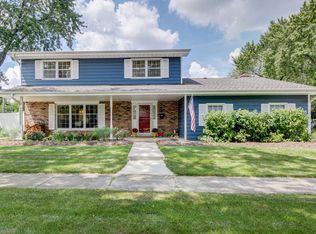 1242 Olympus Dr, Naperville, IL