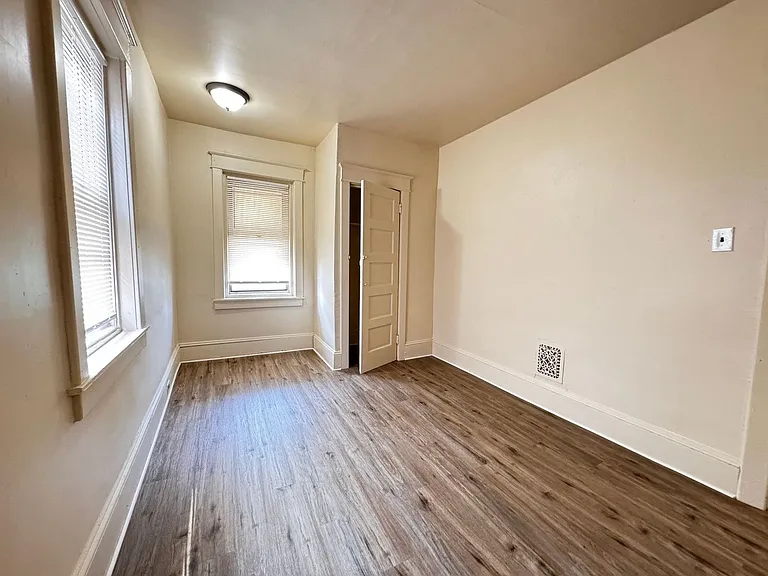930 McDowell Ave — Photo 6