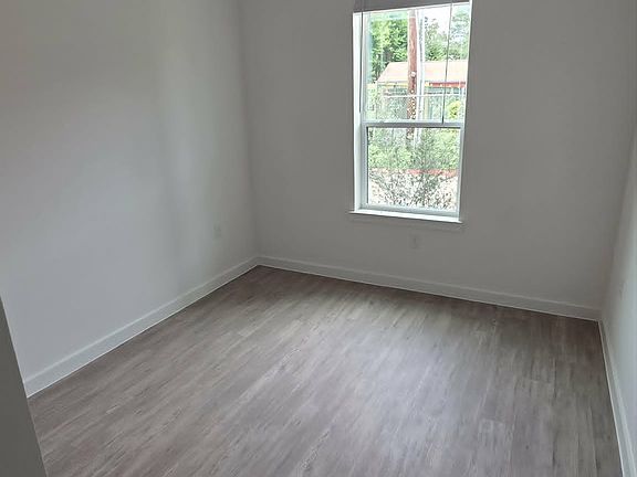 5th image of 1606 El Paso St #2103