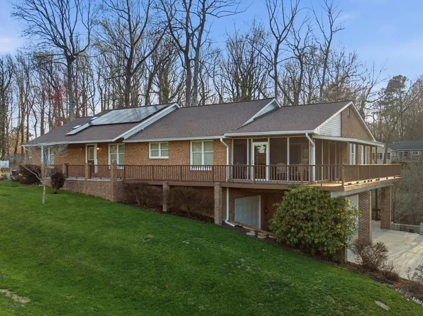 3523 Hilltop Dr, Port Republic, MD 20676
