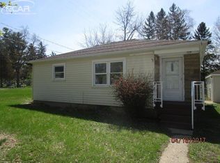 532 Tickner St, Linden, MI 48451