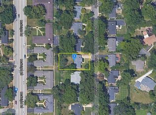 827 Berick Dr, Saint Louis, MO 63132