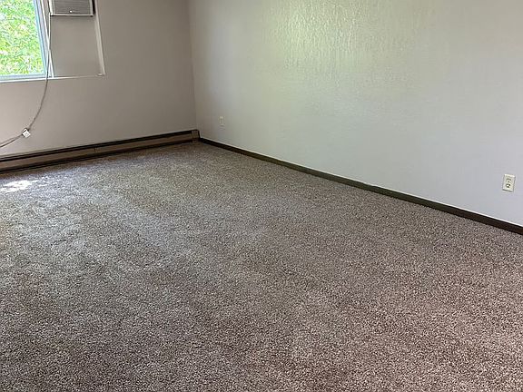 2nd image of 7700 Brooks St #9