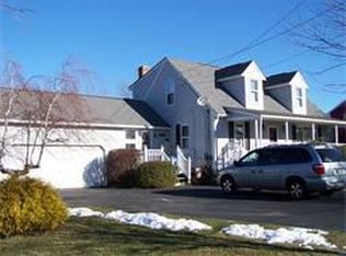 5 Wagonwheel Rd, Seekonk, MA 02771