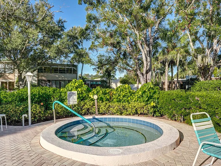 107 Pinehurst Dr #107 — Photo 41