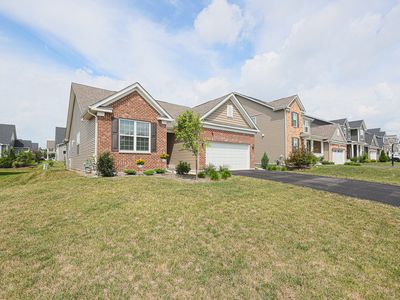 580 N Highlander Way, Addison, IL, 60101