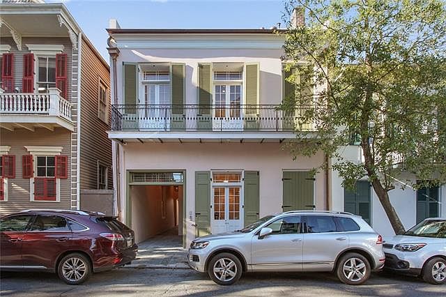 1st image of 916 Gov Nicholls St