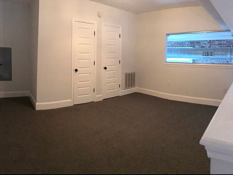 310 S Main St — Photo 7