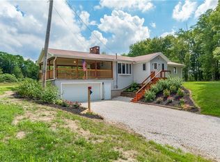 6424 Hatches Corners Rd, Conneaut, OH 44030