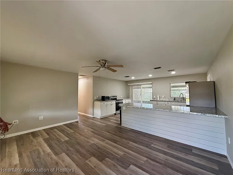 10345 SW Riverview Cir — Photo 7