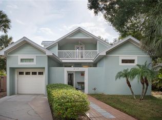 217 S Shore Crest Dr, Tampa, FL 33609