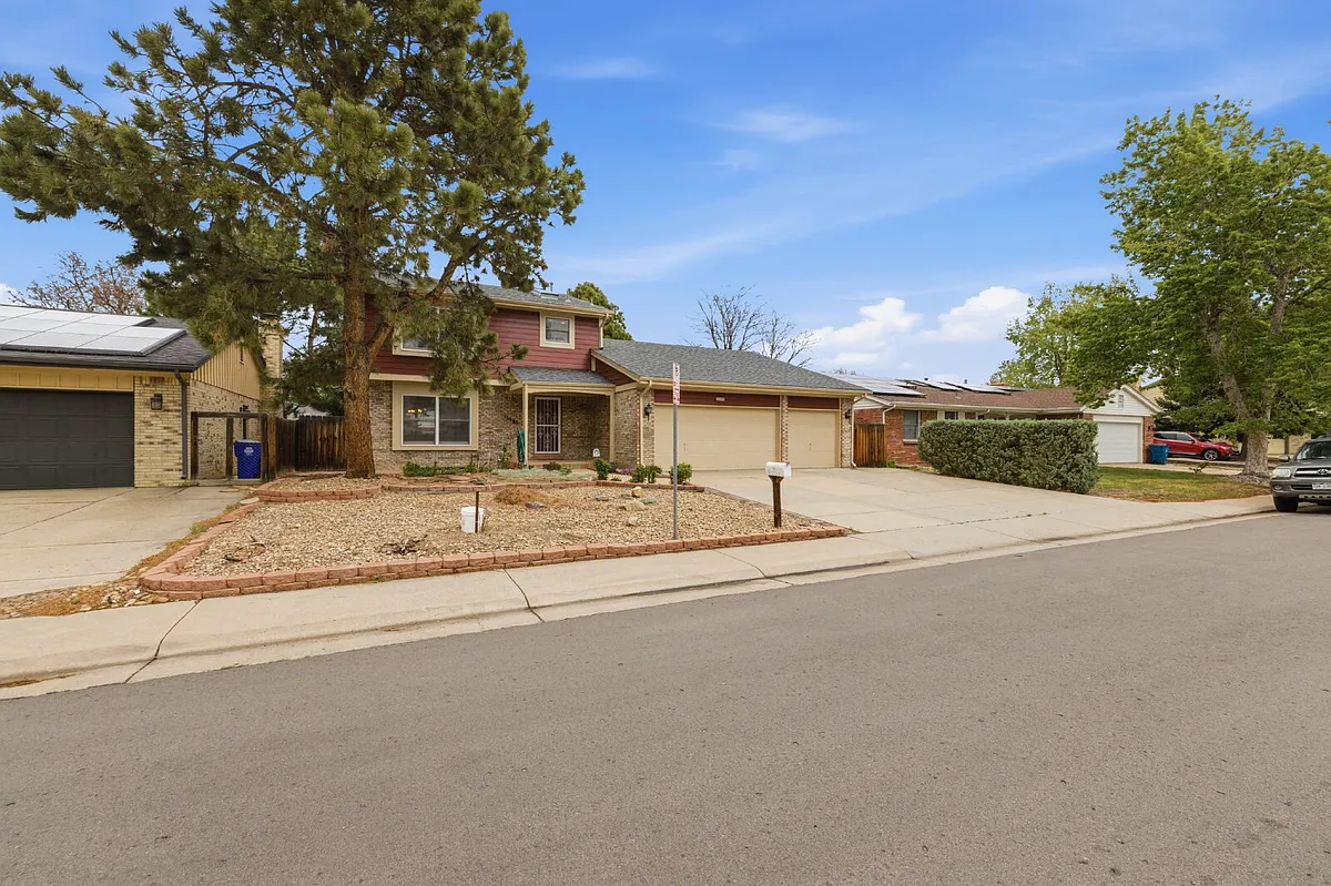 Building Photo - 13995 E Idaho Pl