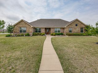 315 Whitney Dr, Nevada, TX 75173