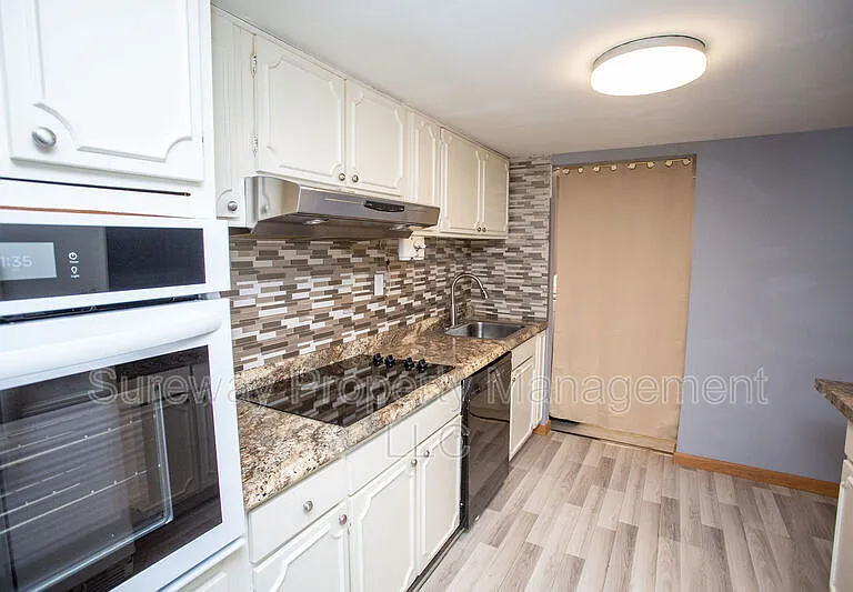 16 Radnor Ct — Photo 36