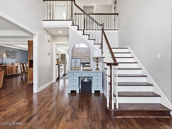 5th image of 2707 Sycamore Woods Ct