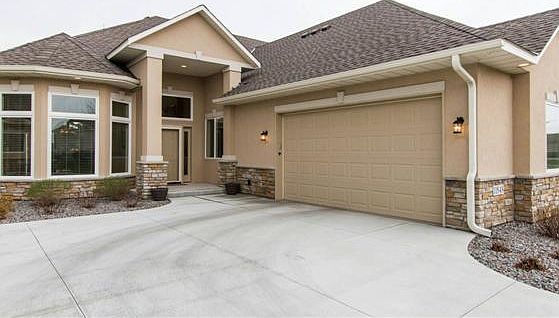 1st image of 11848 Flanders Cir NE