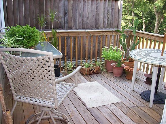 Spacious Deck