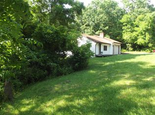 405 Lake Dr, Amissville, VA 20106