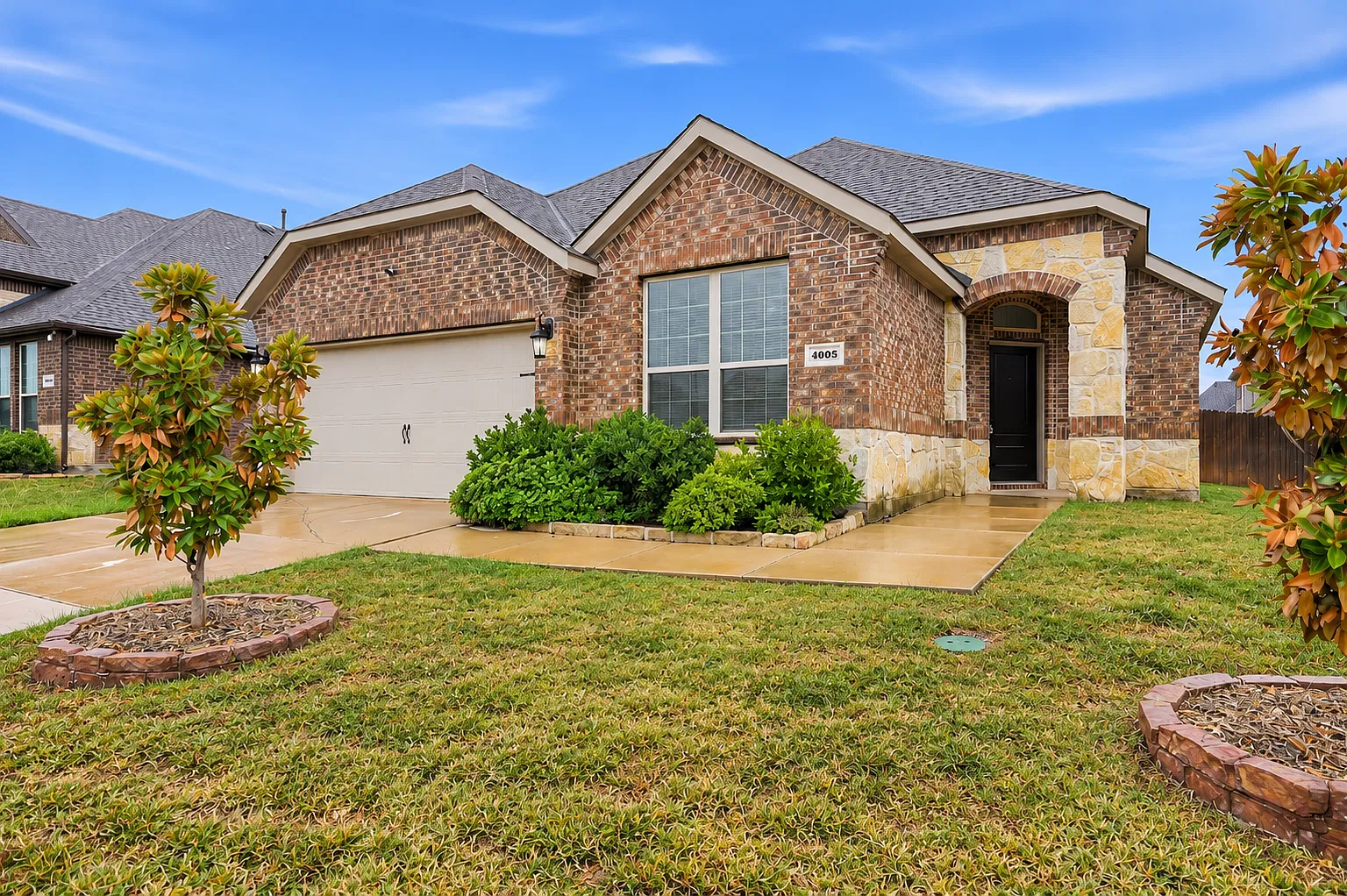 5 bed, 2135 sqft, $3,250 — Photo 2