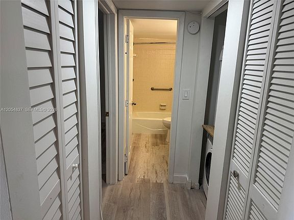 5th image of 3940 Inverrary Blvd APT 106A