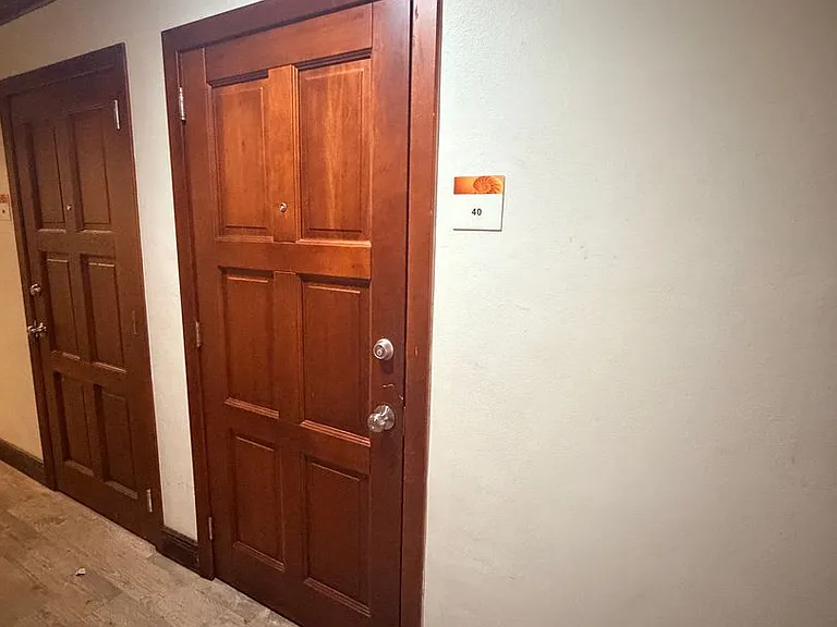 Bellagio Apartments — Photo 57