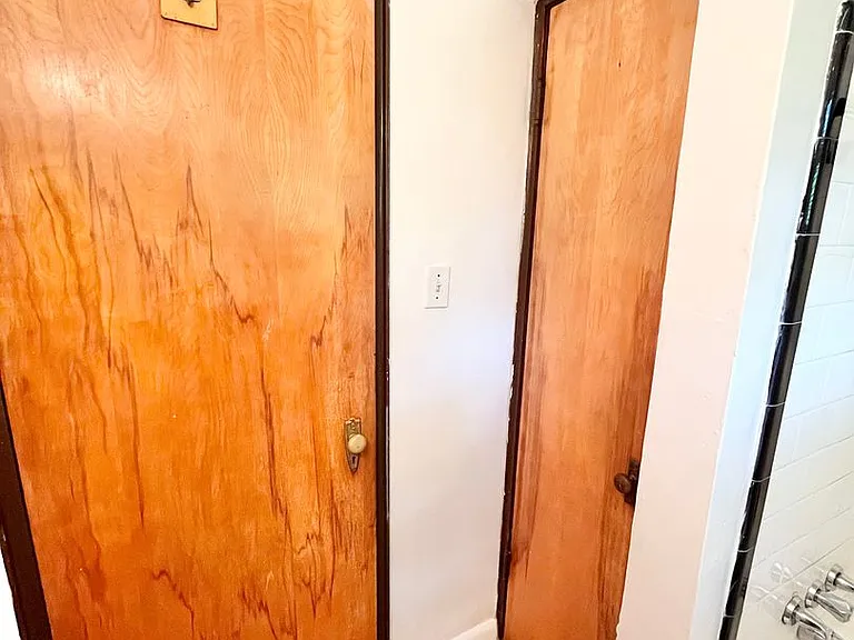 112 Shepherd Ave — Photo 20