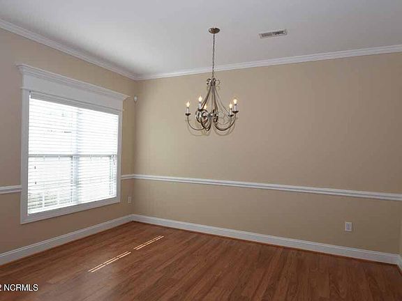 4th image of 201 Fosbury Way APT B