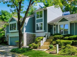 6 Lockhaven Ct, Bedminster, NJ 07921