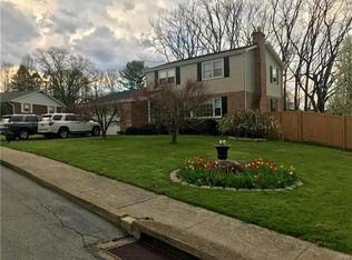 3088 N 5th St, Whitehall, PA 18052