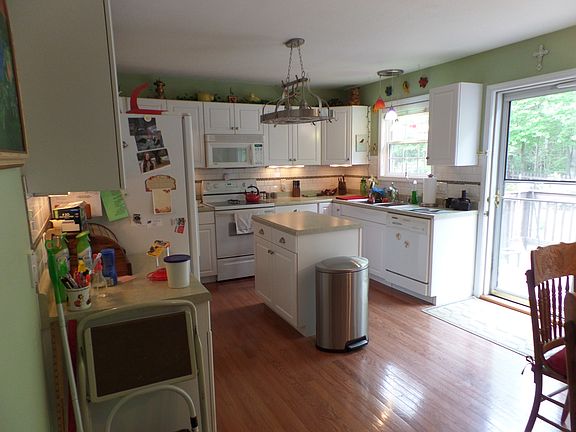 5th image of 1035 Heathwood West Dr