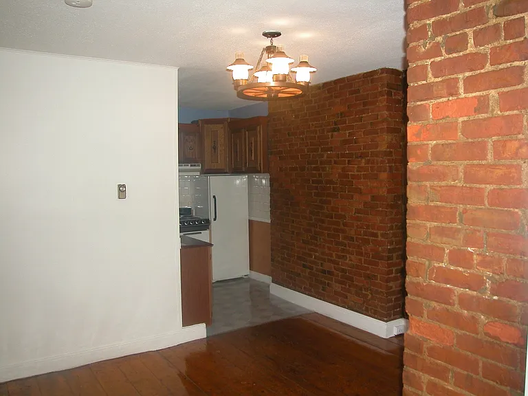 187 Saint Botolph St #7 — Photo 5