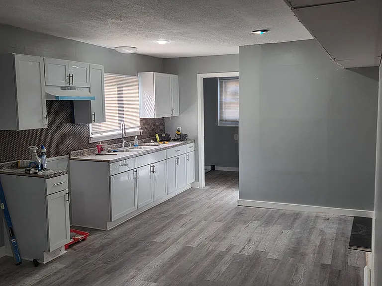 3736 Cleveland Ave — Photo 10