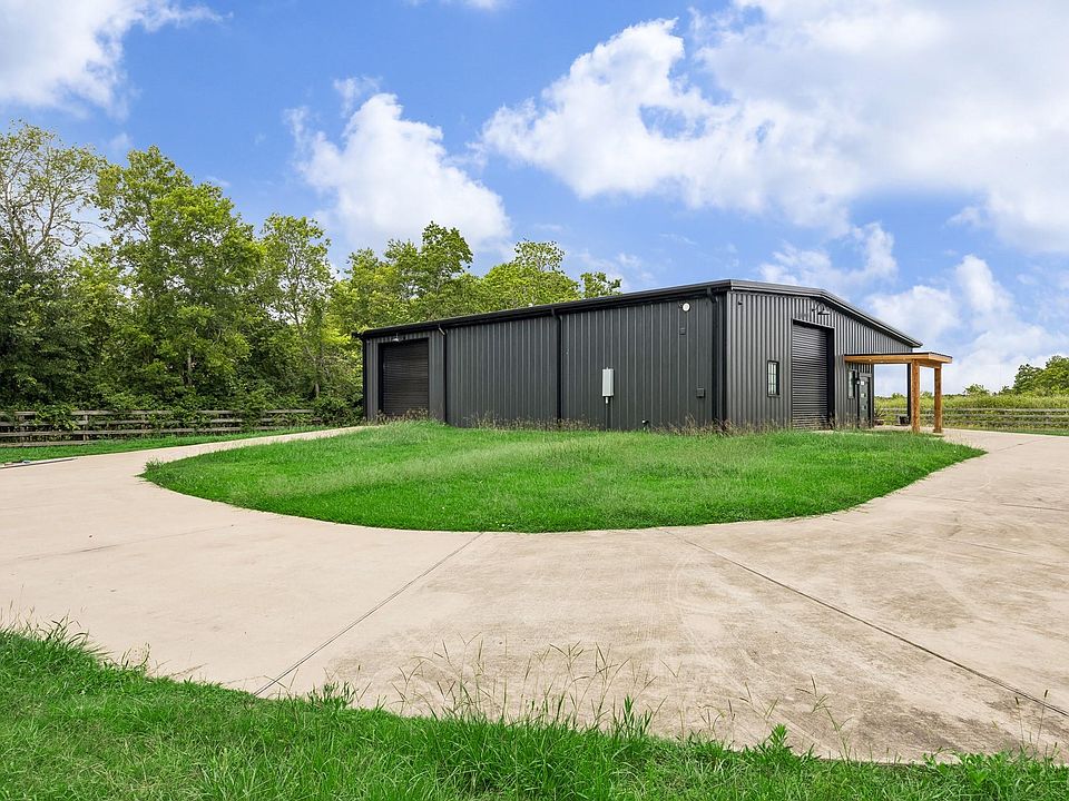 2nd image of 8714 Masters Rd