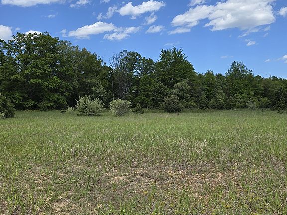 4th image of V/l 2212a Country Village Ln