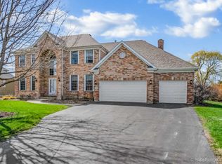 1407 Stag Trl, Cary, IL 60013